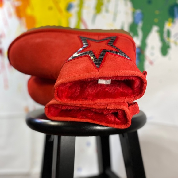 UGG CLASSIC MINI STAR RED - Picture 4 of 9